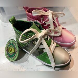 NEW Wicked Kids Size 12 Green and Pink High-Top Sneakers